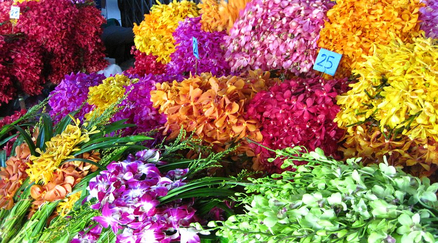 Pak Khlong Market Bangkok : Talad Dokmai Thi Yai Thi Sut lae Kao Thi Sut Nai Thai